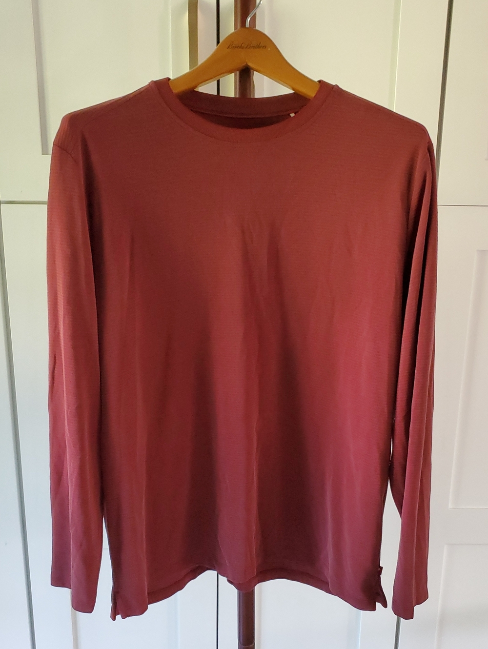 Tommy Bahama Island Zone Shirt Men's XL Long-Sleeve Crewneck in Rosewood